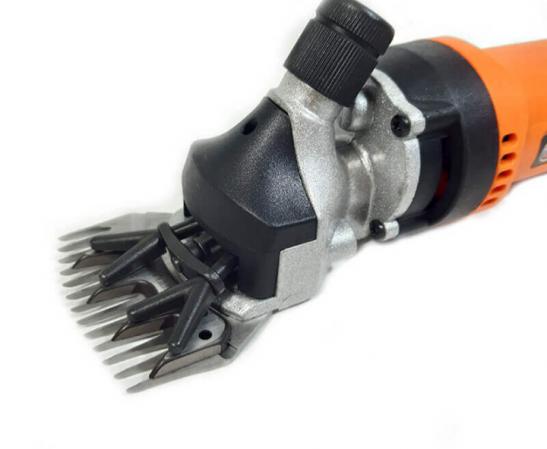 جنس تیغ دستگاه پشم چین از چیست؟