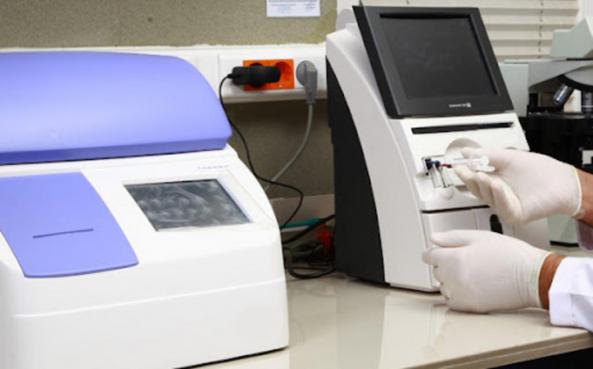 آموزش کار با دستگاه آنالیز